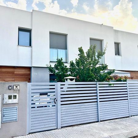 Chalet Moderno Con Piscina En Mont - Roige Bahia 外观 照片