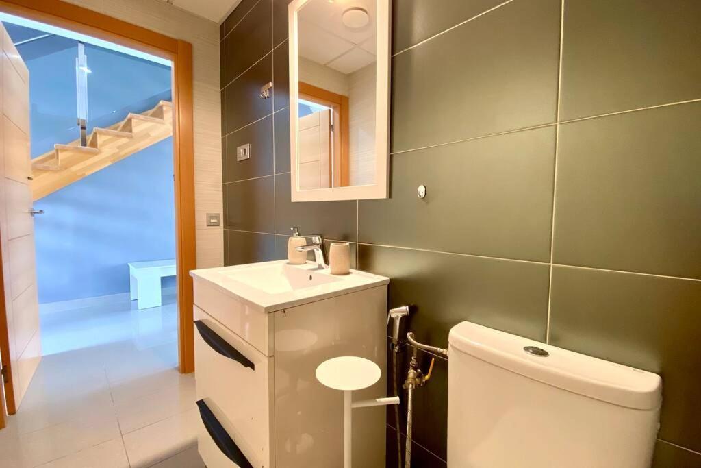 Chalet Moderno Con Piscina En Mont - Roige Bahia 外观 照片