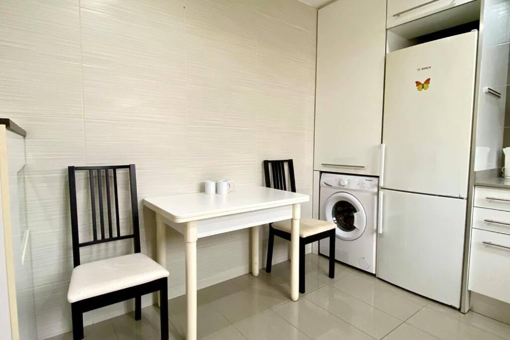 Chalet Moderno Con Piscina En Mont - Roige Bahia 外观 照片
